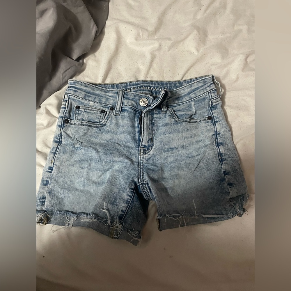 American Eagle Highrise Jean Shorts Next Level Stretch